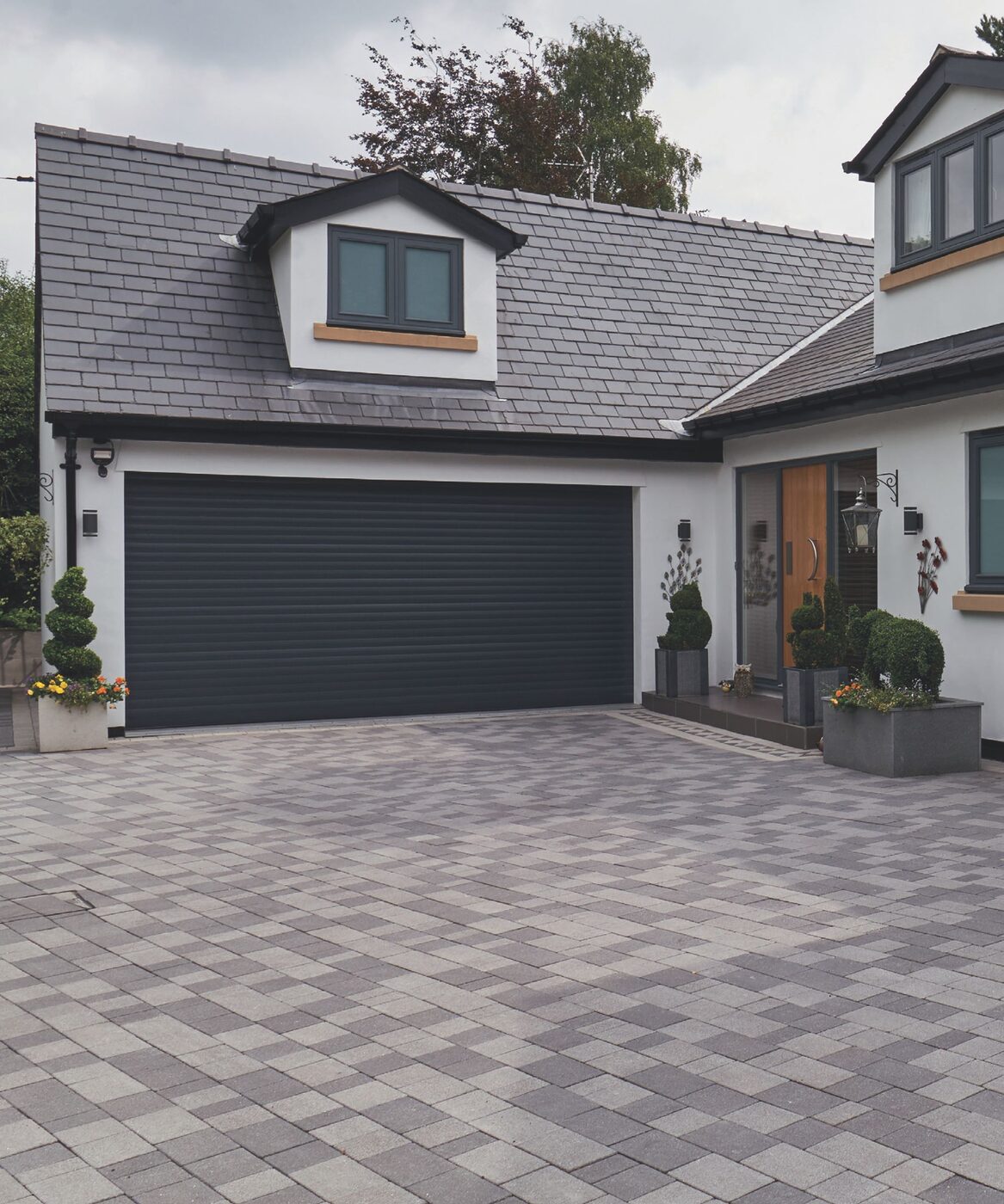 Block Paving & Driveways project 3 – Legacy Paving & Landscaping