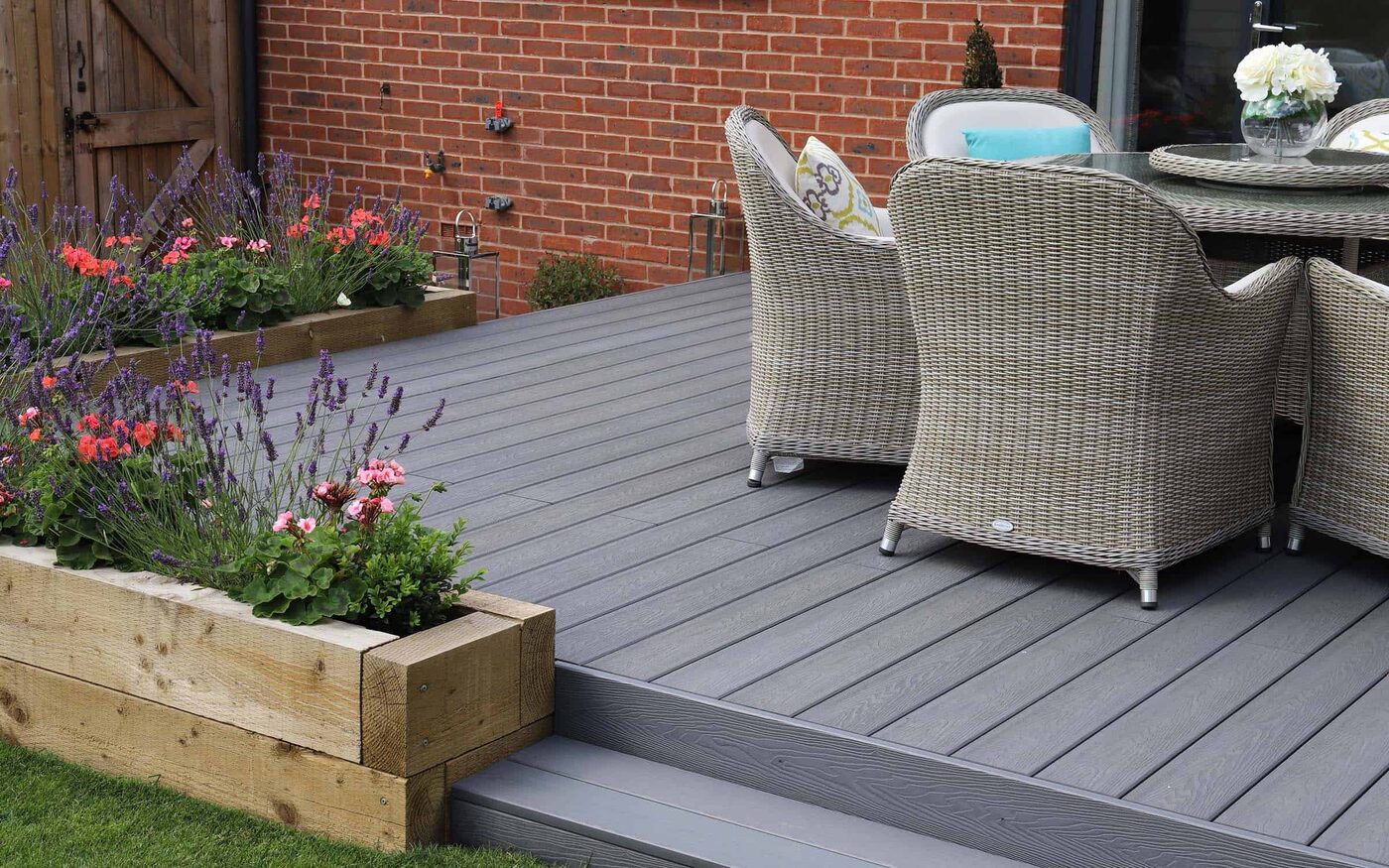 Decking project 3 – Legacy Paving & Landscaping