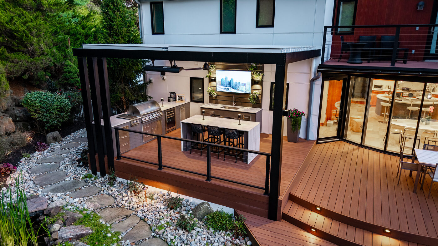 Decking project 5 – Legacy Paving & Landscaping