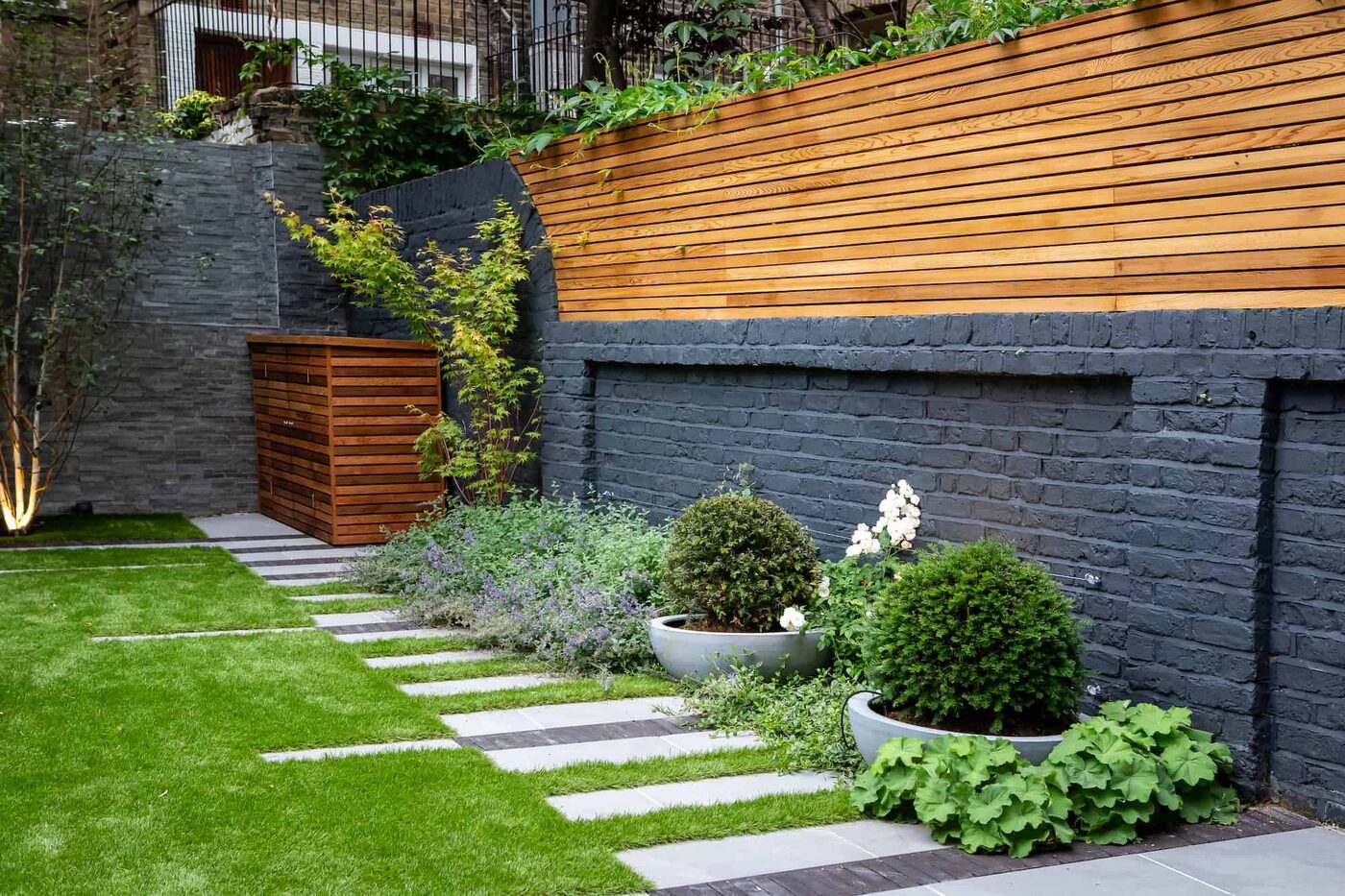 Fencing & Walling example by Legacy Paving & Landscaping